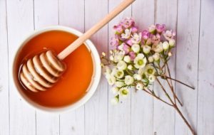 Manuka Honey For Cystic Pimple Treatment