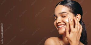 Effective Acne Skin Care Routine Moisturization